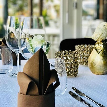 Boutique Hotel Riviera Spiez Luaran gambar