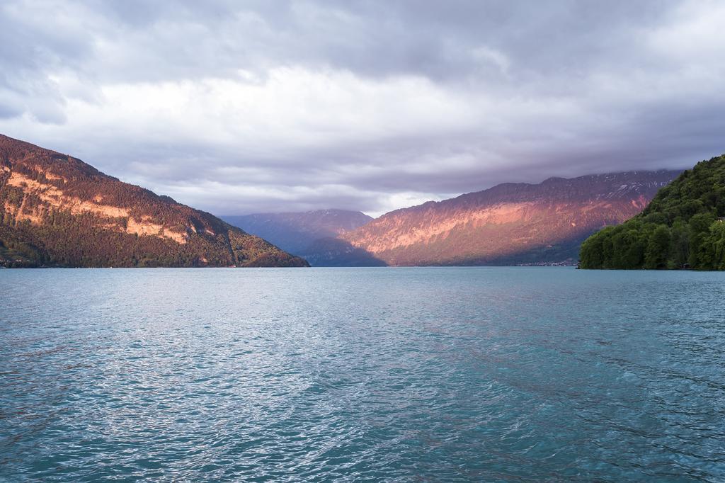 Boutique Hotel Riviera Spiez Bilik gambar