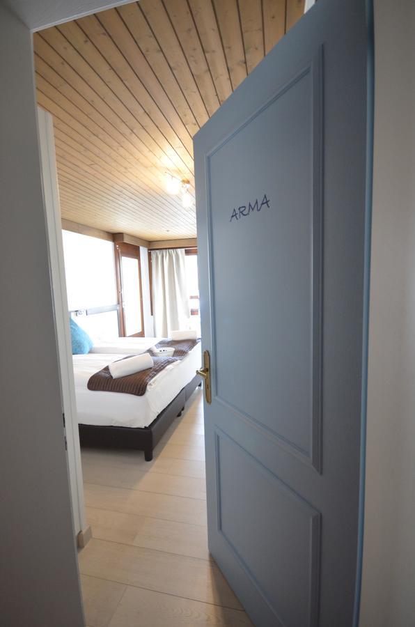 Boutique Hotel Riviera Spiez Bilik gambar